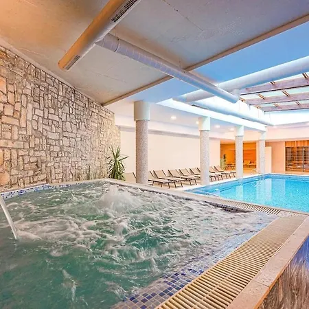 Apartment 650m In&out - - Free And Parking