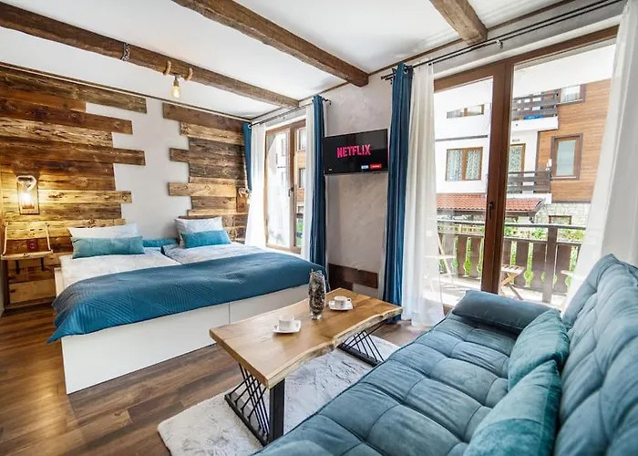 650m In&out - - Free And Parking