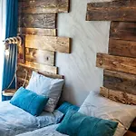 650m In&out - - Free And Parking Apartment