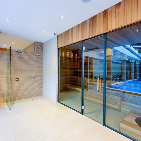 650m In&out - - Free Spa&parking