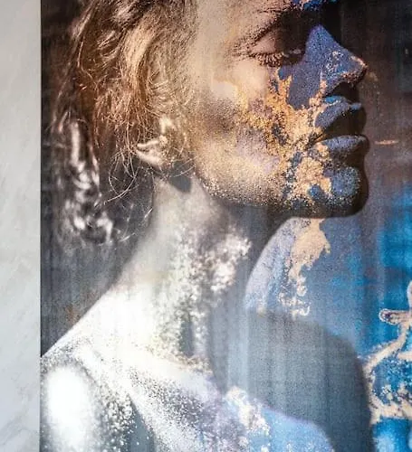 650m In&out - - Free And Parking *