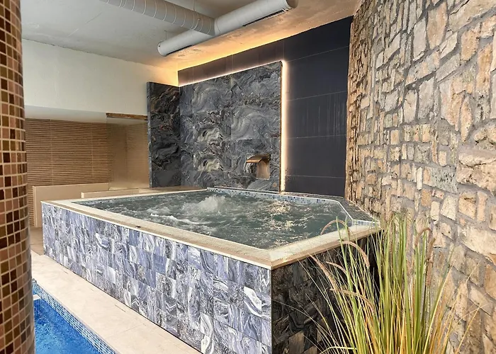 Apartment 650m In&out - - Free And Parking Bansko